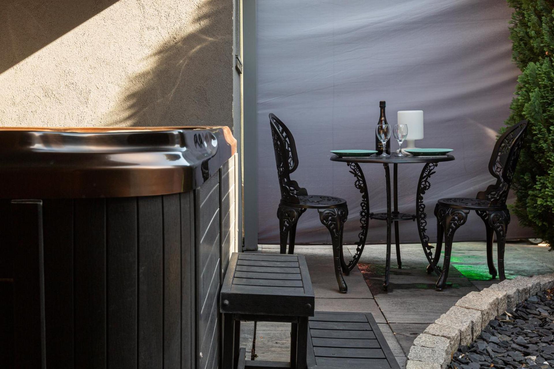Gites Spa Strasbourg - Studio Romantique, Jacuzzi, Sauna, Terrasse Privee Furdenheim 外观 照片
